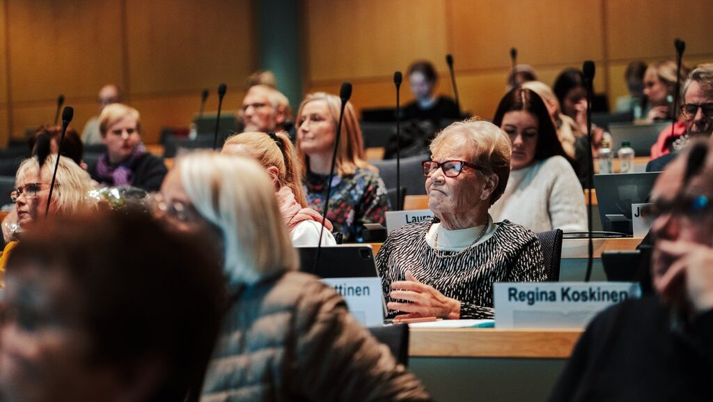 Kunnallisissa luottamustehtävissä toimivien perehdytys