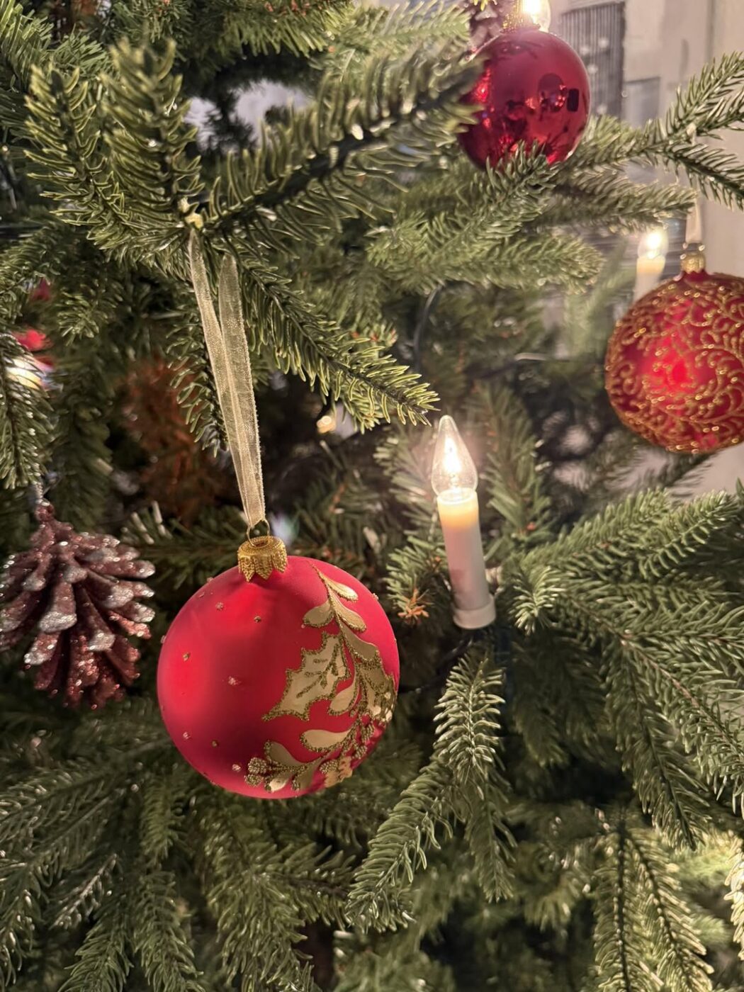 Hyvää joulua ja onnellista uutta vuotta 2026